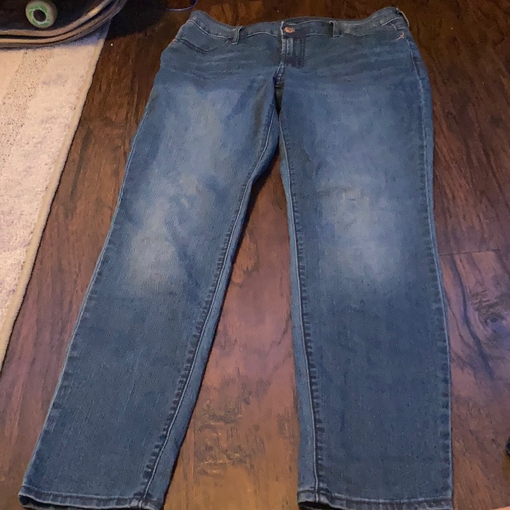 Super skinny mid-rise jeans
